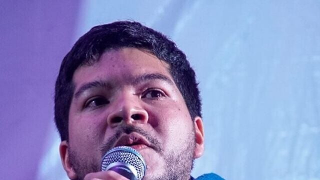 El poeta Javier Alvarado