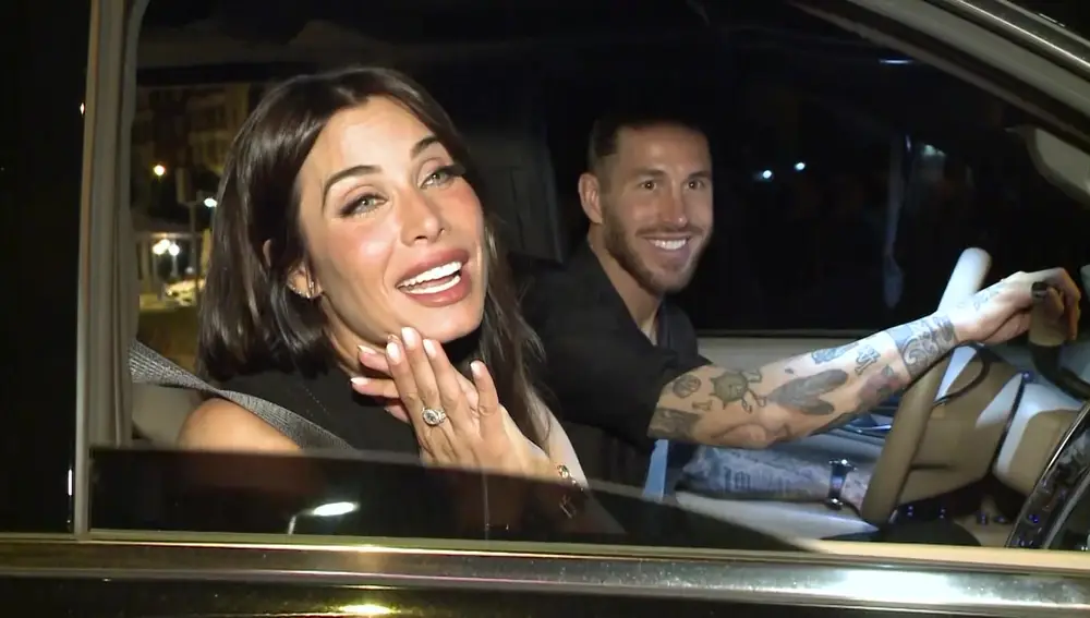 Pablo Motos sorprende a Pilar Rubio con la visita de Sergio Ramos desde París en «El Hormiguero»