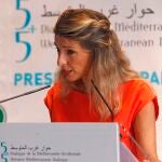La Vicepresidenta segunda y ministra de Trabajo y Economía Social, Yolanda Díaz durante la rueda de prensa y presentación del Foro Mediterráneo Occidental