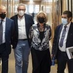 La consejera de Sanidad, Verónica Casado, se reúne con el presidente del Colegio de Médicos de Castilla y León, José Luis Díaz Villarig