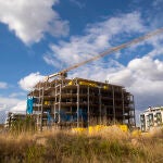 Edificio en construcción en el barrio madrileño de Pitis