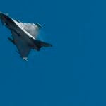 Un Eurofighter durante la exhibición aeronáutica que se ha celebrado en el Aeródromo militar de Tablada para celebrar su centenario, que tuvo lugar en 2020. EFE/Raúl Caro