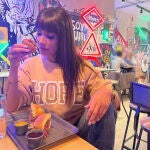Pilar Rubio con sudadera de 'Hope'.