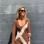 Amelia Bono con vestido de Zara para empezar el otoño.