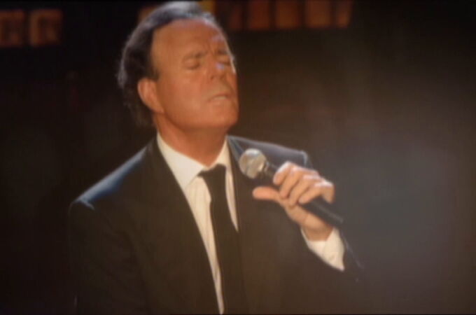 Julio Iglesias cumple 78 años: “Me he topado de frente con el tiempo, no lo esperaba”