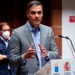 Pedro Sánchez, durante la rueda de prensa que ofreció este viernes en Santa Cruz de La Palma, con motivo de la crisis volcánica que afecta a la isla