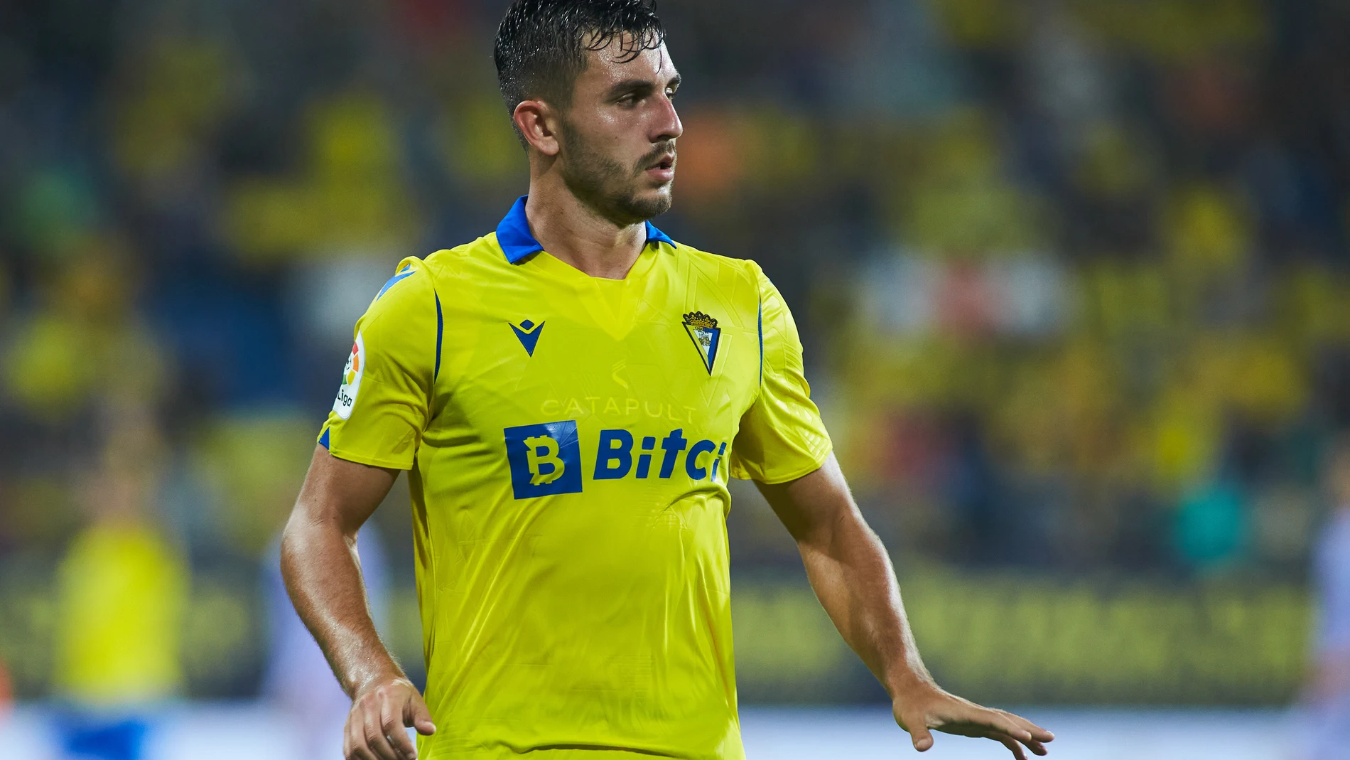 Víctor Chust con el Cádiz.
