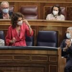 La ministra de Hacienda y Función Pública, María Jesús Montero, se dirige a los diputados