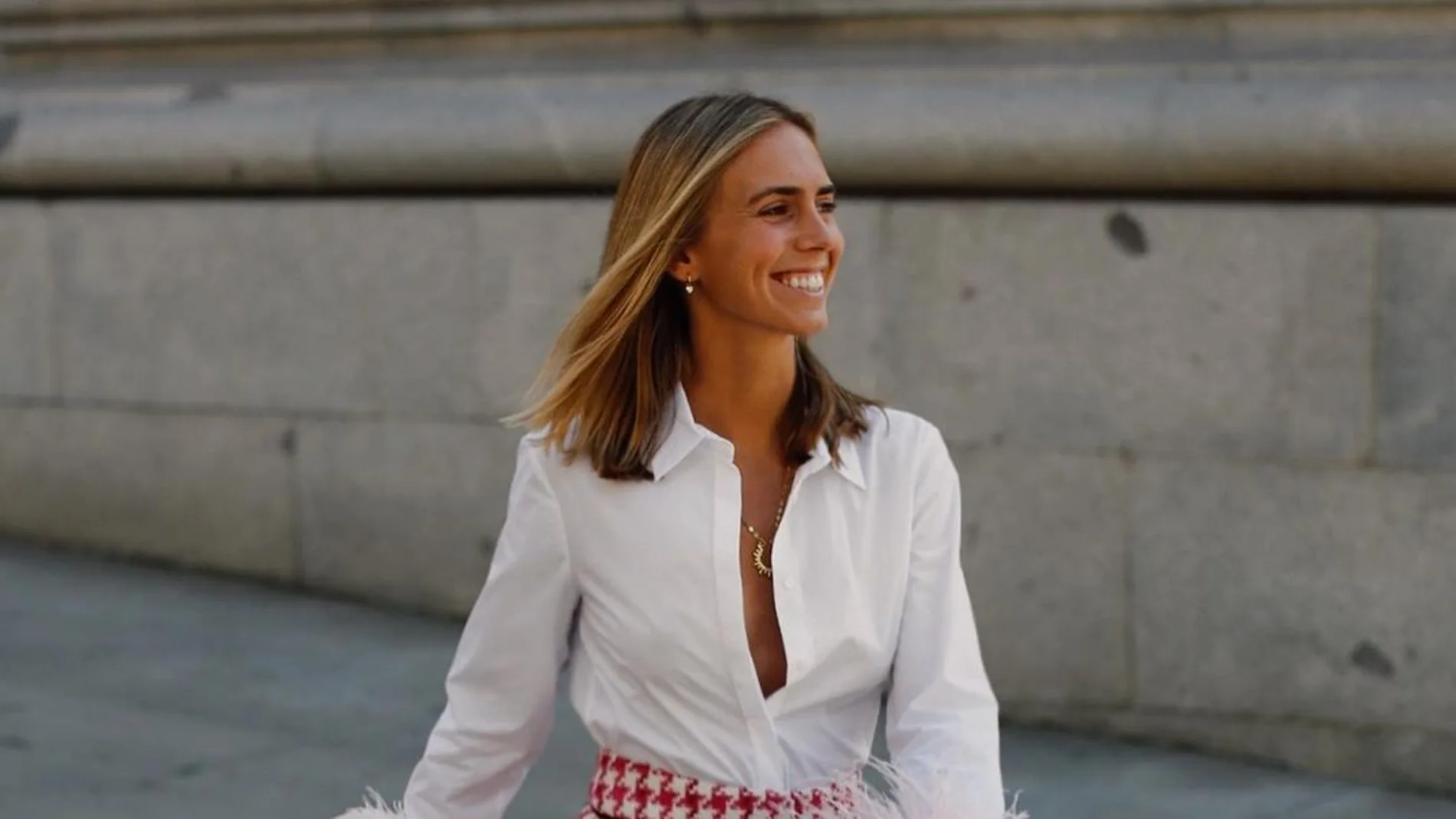 La influencer Lucía Bárcena con conjunto de Zara