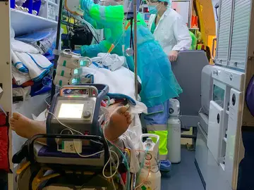 Equipo ECMO móvil del Hospital Clínico de Valladolid Equipo ECMO móvil del Hospital Clínico de Valladolid