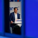 El presidente del PP-A y de la Junta de Andalucía, Juanma Moreno, en la reunión de la Junta Directiva autonómica del partido en Granada. Álex Cámara / Europa Press