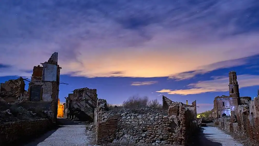 Los fenómenos paranormales se producen en cuatro lugares muy concretos de Belchite, en los que han sido encontradas fosas comunes