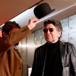 Joaquín Sabina y el presidente del Instituto Cervantes, Luis García Montero