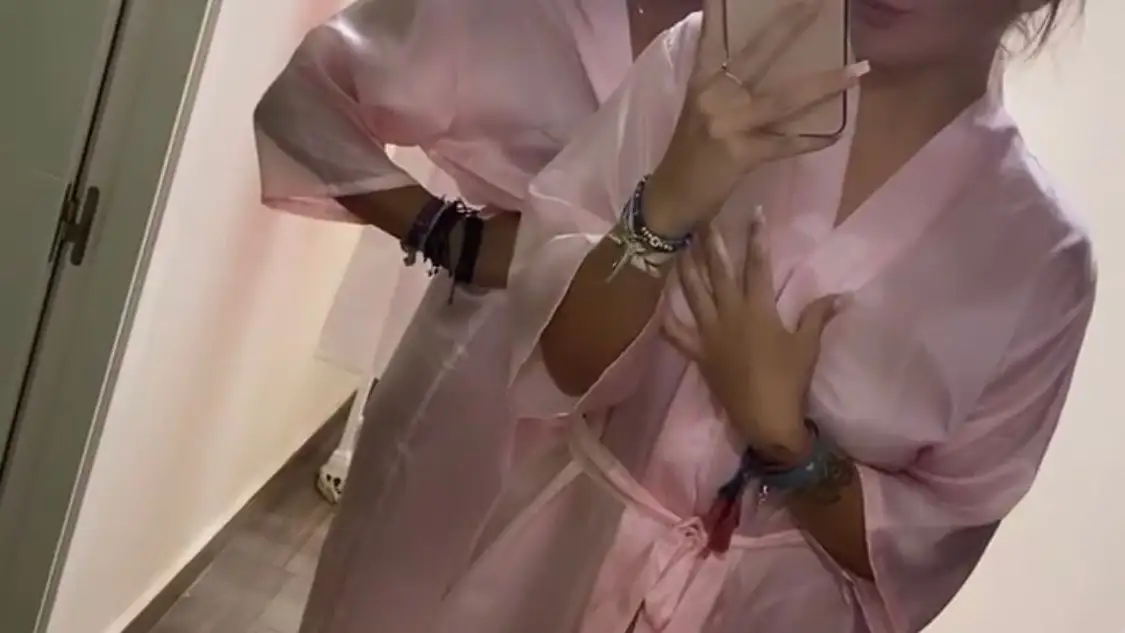 Rocío Flores y Olga Moreno pasan una tarde de chicas en un centro de belleza