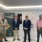 Antonio Caño y Enrique Merino, organizadores del evento, junto a Ricardo López-Crespo y Pedro Martínez, de la Fundación Caja Rural del Sur