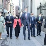 El Rey Felipe VI, a su llegada al Parlamento de Canarias