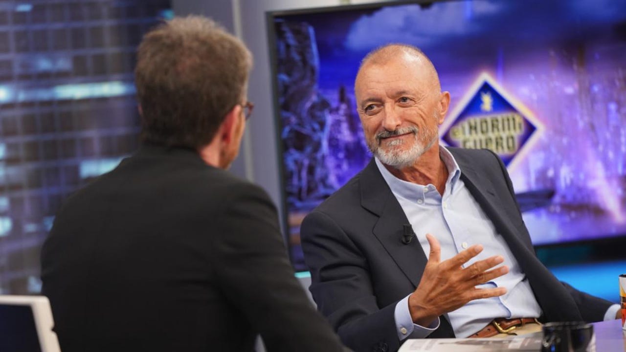 'El Hormiguero' recibe hoy a Arturo Pérez-Reverte, que explicará cómo 'El Capitán Alatriste' le reconcilia con España