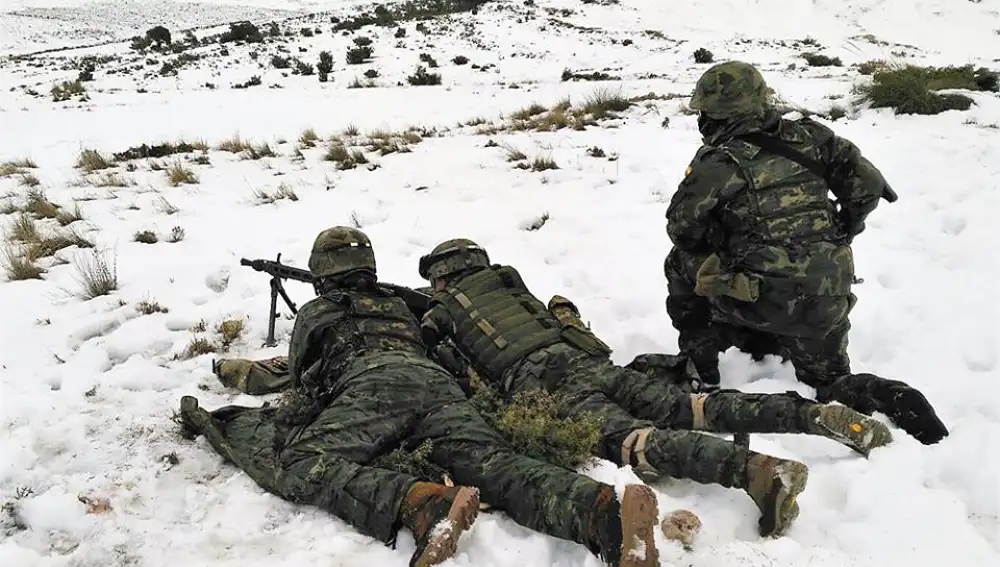 Componentes de la #VJTF 17 del Tercio 'Don Juan de Austria' se adiestran en Chinchilla