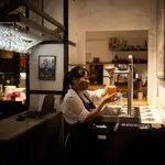 Hay quien está en contra incluso de suprimirla en exteriores, mientras que para un número importante no tienen sentido ni siquiera en interiores