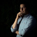 Guillermo, a punto de ser padre, fue diagnosticado de cáncer de mama a los 34 años