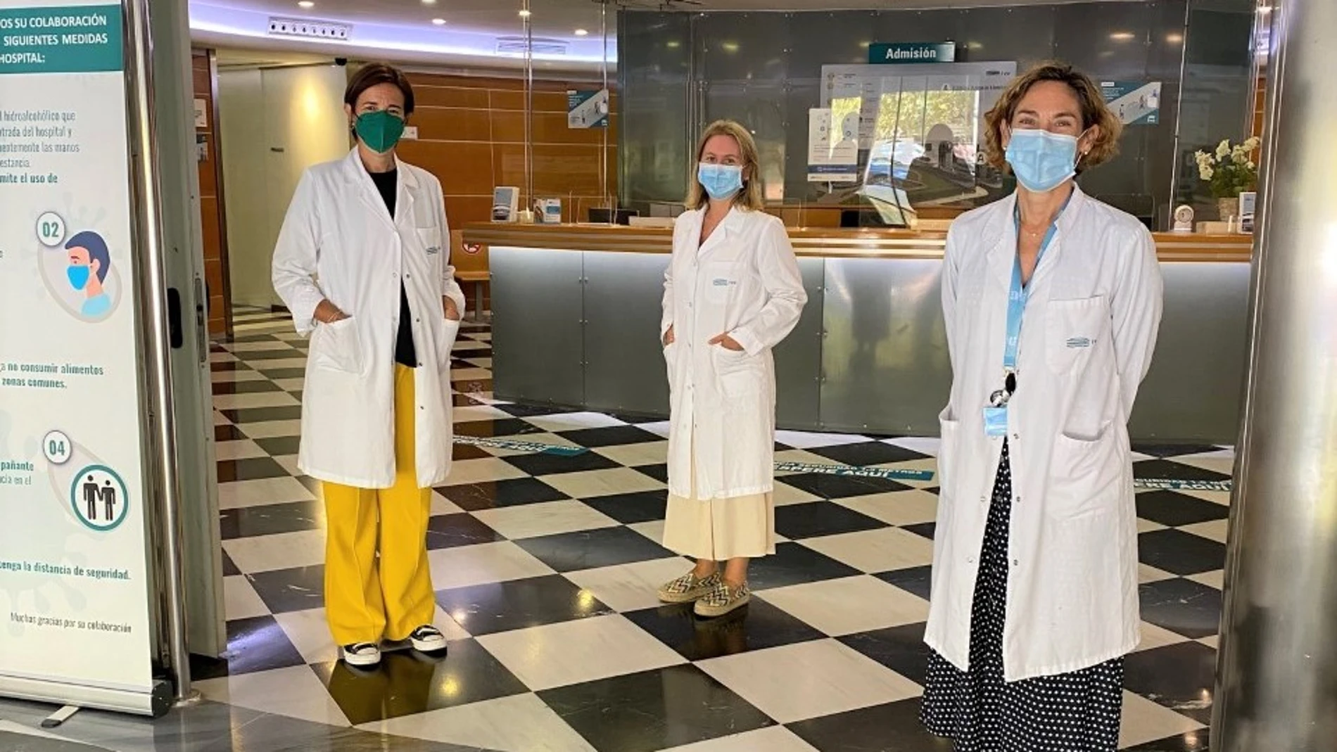 Rocío Romero, Pilar Llombart y Ana García-Conde, psicólogas de la Unidad de Psico-Oncología del Instituto Valenciano de Oncología (IVO)