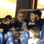 Sergio Ramos y Keylor Navas, durante el encuentro del PSG ante el Angers