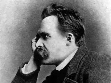Friedrich Nietzsche, filósofo: "Quien tiene un porqué para vivir puede soportar casi cualquier cómo” Friedrich Nietzsche, filósofo: "Quien tiene un porqué para vivir puede soportar casi cualquier cómo”