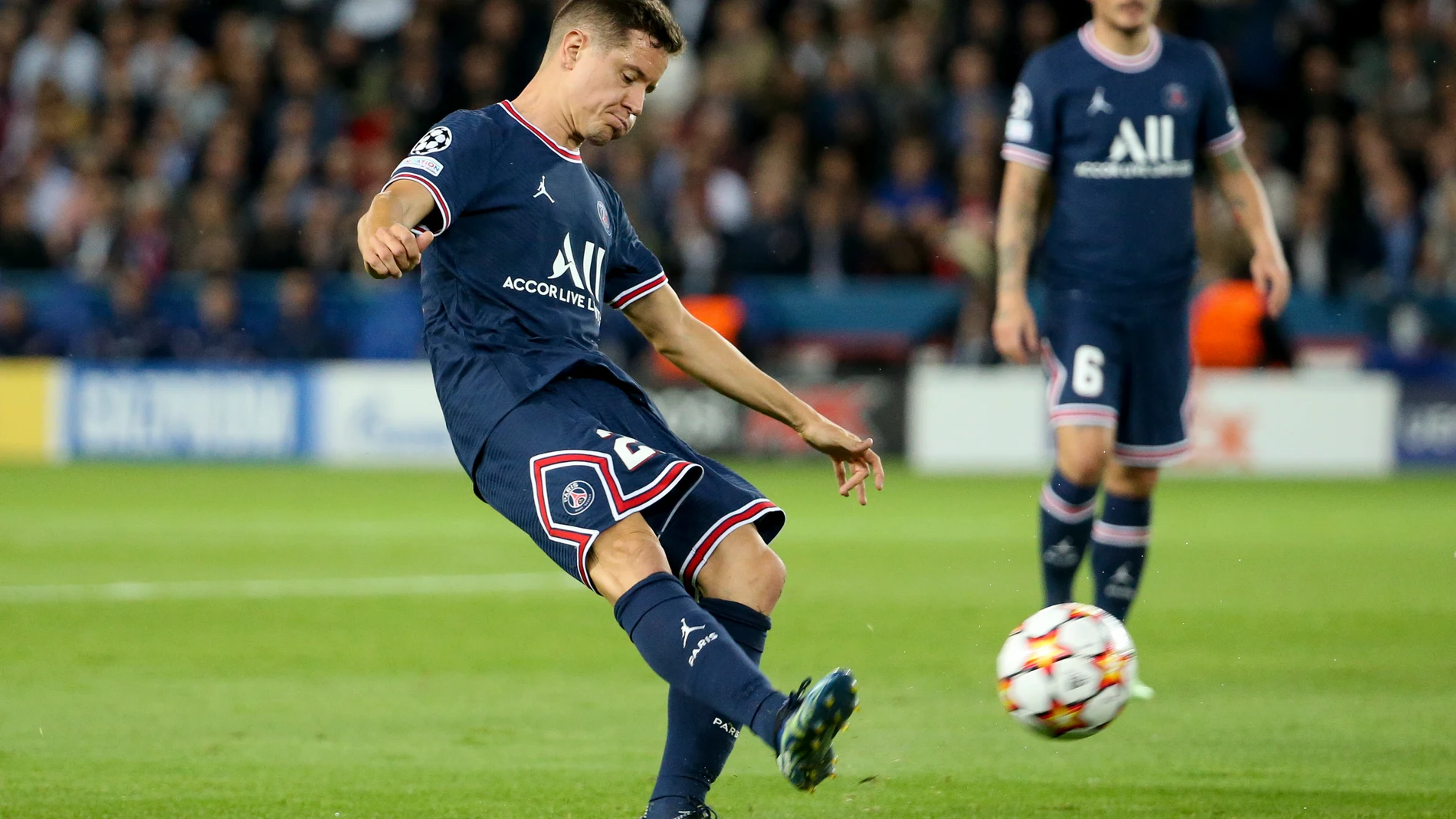 Ander Herrera con el PSG.