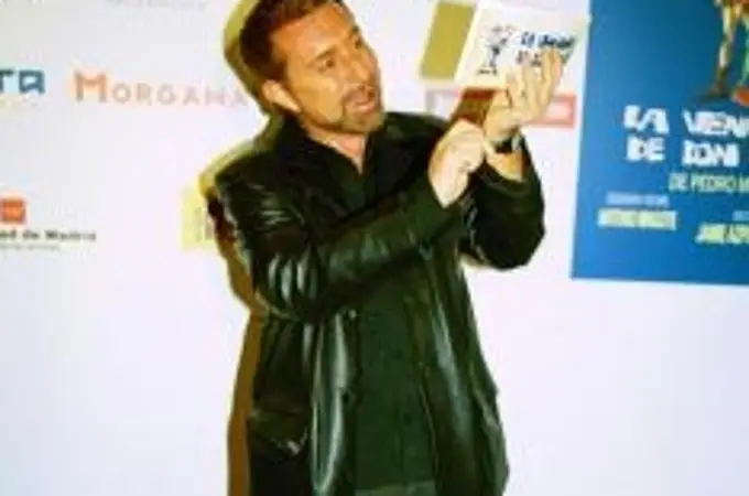 La crónica de Mariñas: José Manuel Parada sigue recuperando la copla La crónica de Mariñas: José Manuel Parada sigue recuperando la copla