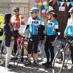 La excliclista Dori Ruano, protagonista del Día de las Bibliotecas en Villamayor y Zamora, acompañada por otros deportistas
