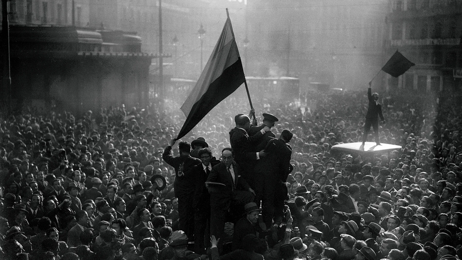 Imagen de Alfonso de la proclamación de la Segunda República en Madrid