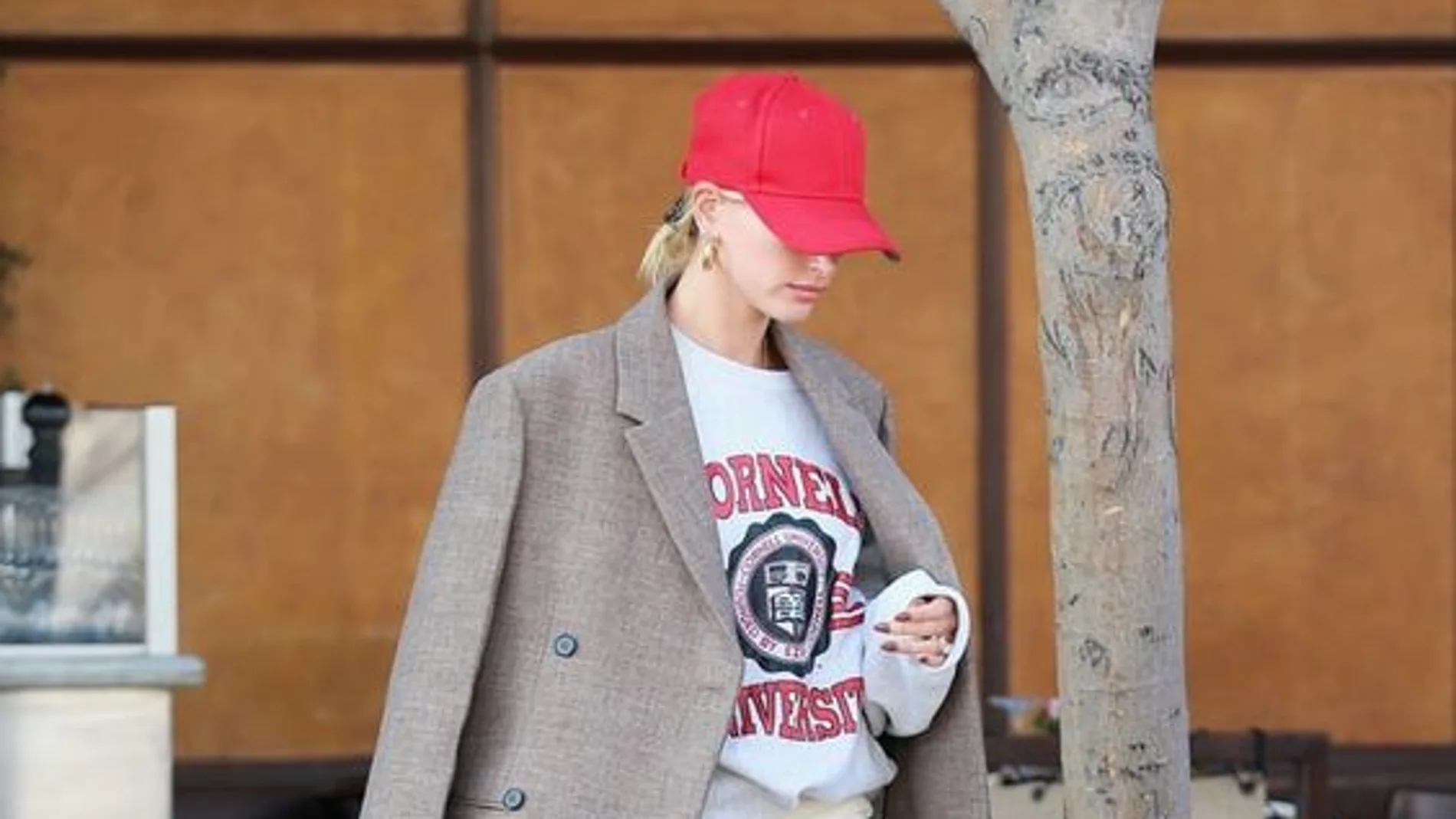 La modelo Hailey Bieber es una gran fan de esta prenda