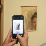 Lola Ruiz Picasso, hermana pequeña de Pablo Ruiz Picasso, principal modelo femenina del artista en sus inicios y, posteriormente, custodia y "guardiana del tesoro familiar", es la protagonista absoluta de la nueva exposición del Museo Picasso de Barcelona.