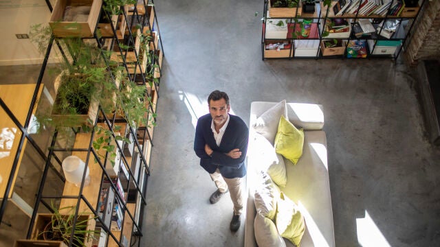 Juan Angulo, CEO de Wikifarmacia