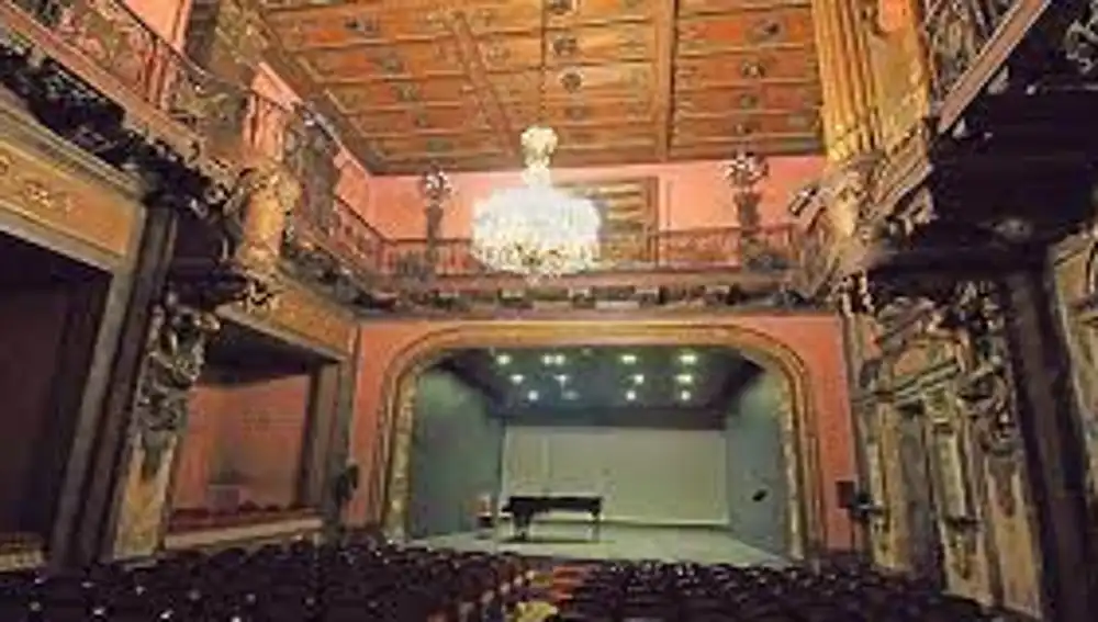 Salón de baile del palacio, reconvertido en auditorio de música