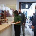 La portavoz del Grupo Socialista en el Parlamento, Ángeles Férriz, acompañada de la dirección del Grupo, registró la enmienda a la totalidad a los Presupuestos de la Junta de Andalucía para 2022. Eduardo Briones / Europa Press
