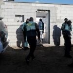Agentes de la Guardia Civil durante una operación contra el tráfico de drogas. EFE/A.Carrasco Ragel