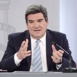 El ministro de Inclusión, Seguridad Social y Migraciones, José Luis Escrivá, en una rueda de prensa posterior al Consejo de Ministros