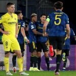 Los jugadores del Manchester United celebran el gol de Cristiano al Villarreal