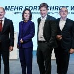 El FDP ocupará cuatro carteras, entre ellas las de Finanzas y Transportes, y Los Verdes cinco ministerios