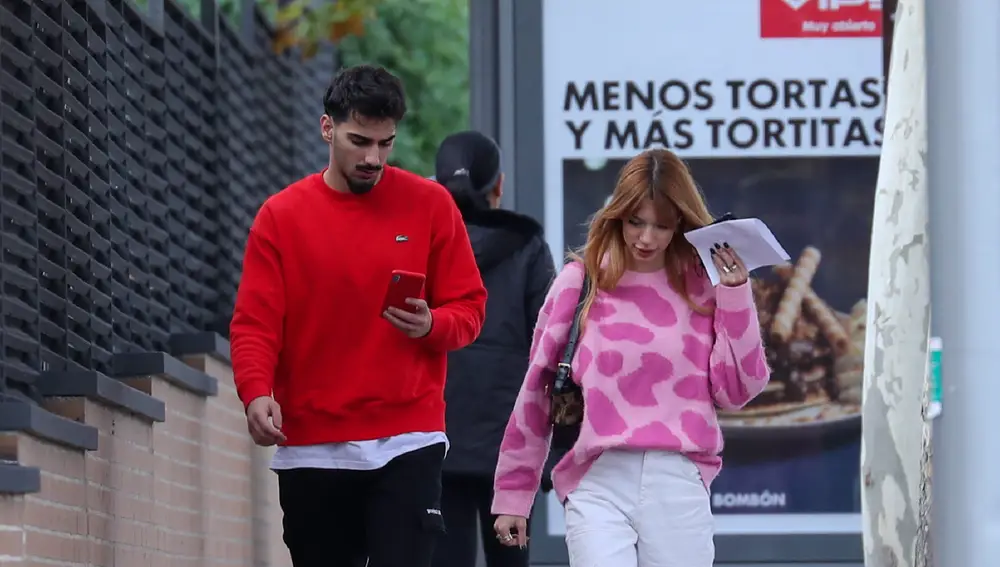 Alejandra Rubio y su pareja, Carlos Agüero