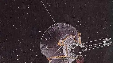 Recreación artística de la Pioneer 11 a millones de kilómetros de la Tierra.