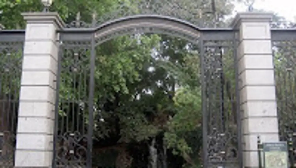 Estado actual de la Puerta del Retiro