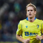 Álex Fernández con el Cádiz.