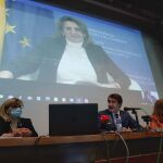 La vicepresidenta y ministra para la Transición Ecológica y el Reto Demográfico, Teresa Ribera, clausura telemáticamente la reunión informativa que se celebra en Fabero (León) sobre el convenio para la restauración ambiental de zonas afectadas por explotaciones mineras de carbón en El Bierzo y Laciana en la que participan el consejero de Fomento y Medio Ambiente, Juan Carlos Suárez-Quiñones