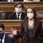 La portavoz del Congreso, Cuca Gamarra, interviene en una sesión plenaria, en el Congreso de los Diputados, a 1 de diciembre de 2021, en Madrid, (España). Durante el pleno, el Ejecutivo central debe responder a las cuestiones de la oposición como su gestión al frente de la sexta ola de Covid-19; la modificación de la Ley Mordaza; y qué piensan hacer para que se cumpla la ley de la Generalitat de Cataluña.01 DICIEMBRE 2021;CONGRESO;SESION;OMICROM;COVID;MORDAZAEduardo Parra / Europa Press01/12/2021