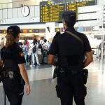 La Policía Nacional detiene en dos meses a 19 personas por falsedad documental"