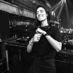 Una imagen de Amelie Lens disfrutando en una de sus sesiones