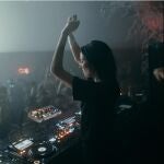 La DJ de origen belga Amelie Lens es una de las reinas internacionales más aclamadas de este género contracultural