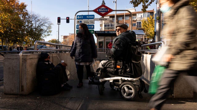 Una de las principales trabas se encuentra en la estación de Metro de Oporto, sin acceso para personas con movilidad reducida